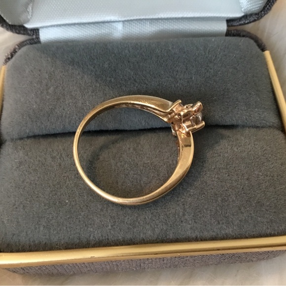 14k Yellow Gold Marquise Diamond Ring - Picture 6 of 16